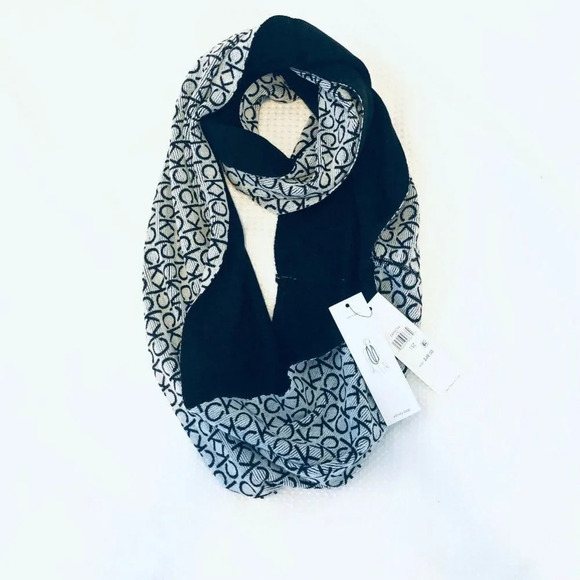 Calvin Klein Womens White Black Neck Warmer Infinity Loop Scarf One Size - Picture 1 of 8